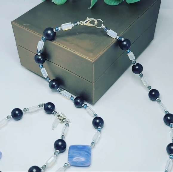Hematite, Blue Agate set - Picture 2 of 5